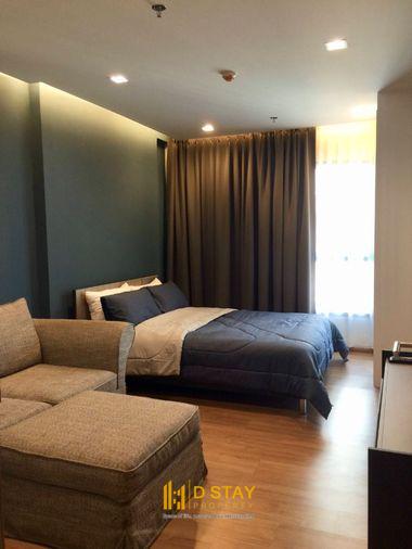 รูป ขาย Fuse Chan-Sathorn ห้องสวย ราคาดีมาก ตกแต่งเฟอร์ครบ วิวสระว่ายน้ำ !!! DS3147 | line @dstay - รูปที่ 1/9