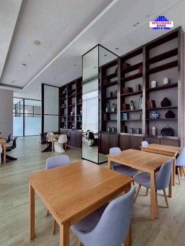 picture ðĨ Urgent Sale The Esse Asoke near BTS Asoke and MRT Phetchaburi - 6/22