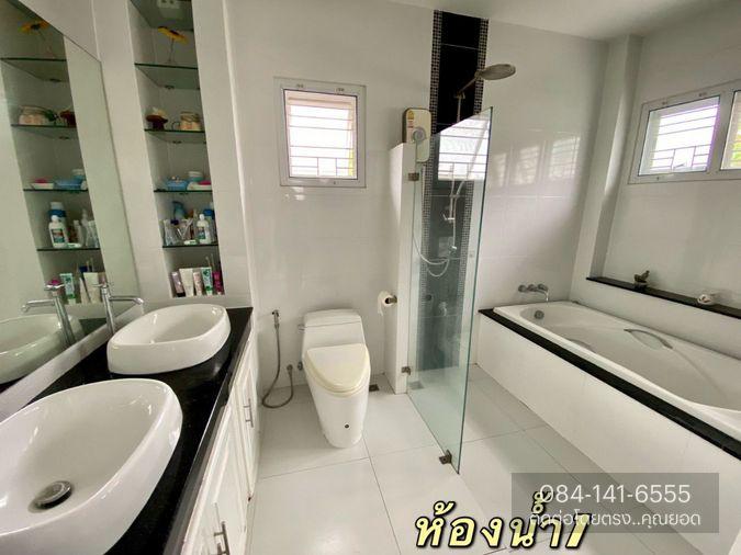 รูป BL131| ขายด่วน! ขายบ้านหรูสไตล์โฮมออฟฟิศ 3 หลัง ทำเลใกล้เมืองเชียงใหม่ อ.สันทราย จ.เชียงใหม่ ( ราคา 13,900,000 บาท ) - รูปที่ 28/39
