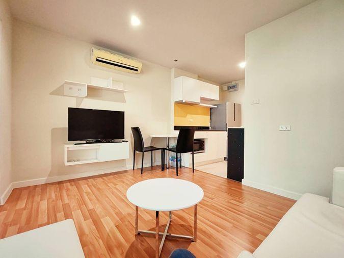 picture We Condo Ekkamai - Ramintra For Rent  - 3/8
