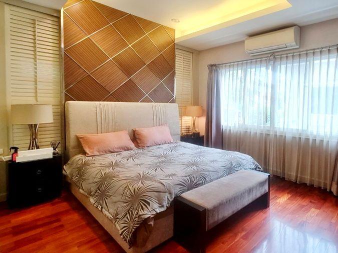 รูป ขายบ้านหรู 3 ชั้น แกรนด์ บางกอก บูเลอวาร์ด รัชดา–รามอินทรา 2 เนื้อที่ 95 ตร.ว. 5 นอน 6 น้ำ เฟอร์นำเข้า ใกล้รถไฟฟ้าสายสีชมพู - รูปที่ 32/92
