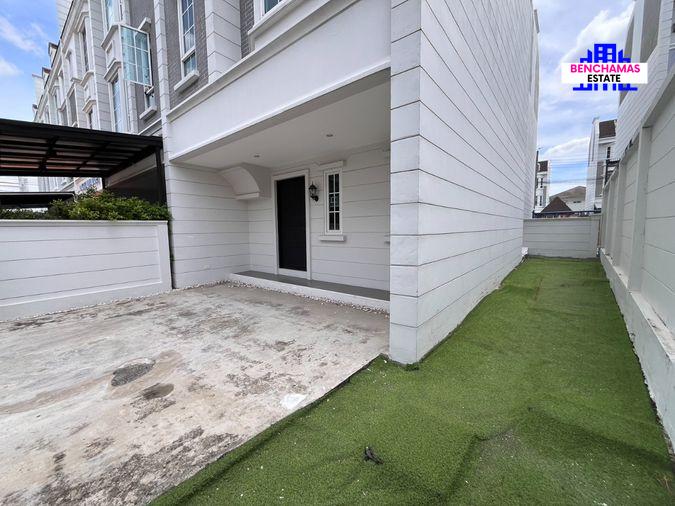picture ðĨFor Sale The Preston Townhome Rama 9 â Srinakarin, rare corner unit, last unit available - 2/13