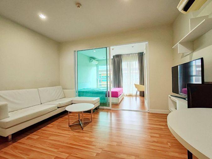 picture We Condo Ekkamai - Ramintra For Rent  - 2/8