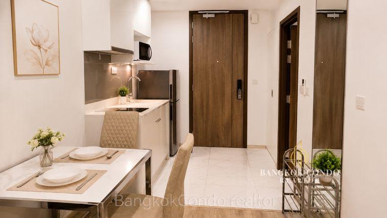 picture 💙🚆 Modern Room For Rent 📌 Ideo Mobi Sukhumvit 66 Condominium (Line: @rent2022) | Near BTS Udom Suk ✨ Ready to move in! ✨ 📌 Ref Code: A01251 - 4/9