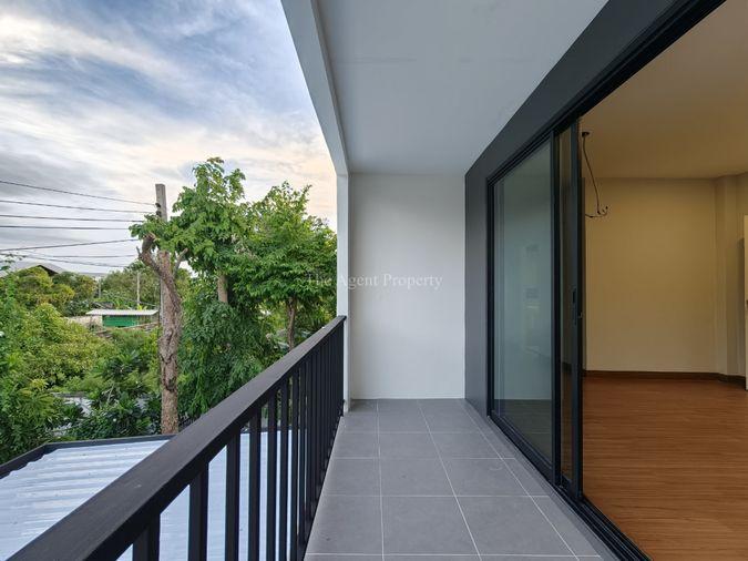 รูป ขายบ้านเดี่ยว รีโนเวทใหม่ทั้งหลัง หลังริม เพอร์เฟค เพลส รามคำแหง 164 เนื้อที่ 67.8 ตร.ว. 4 นอน 3 น้ำ ใกล้ The Paseo และสุวรรณภูมิ โปรฯ ลดทันที 1 ลบ. - รูปที่ 42/62