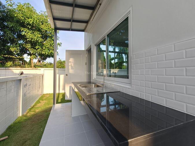 รูป ขายบ้านเดี่ยว บ้านรีโนเวทใหม่ทั้งหลัง หลังริม เทรนดี้ ธารา รามคำแหง ราษฎร์พัฒนา เนื้อที่ 56 ตร.ว. 4 นอน 3 น้ำ ใกล้วงแหวนกาญจนาฯ โปรฯ ลดทันที 8 แสนบาท - รูปที่ 12/40
