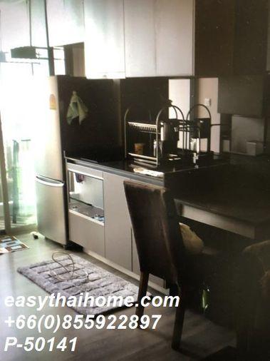 รูป P-50141 🔑 ให้เช่าห้องแบบ 1นอน คอนโดห้องสวย เดอะ รูม สุขุมวิท 69 ใกล้ BTS พระโขนง ชั้น19 เฟอร์ครบ มีเครื่องซักผ้า Line: @easythaihome 085-592-2897 - รูปที่ 10/15
