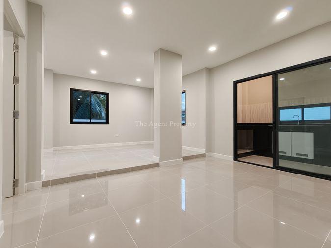 รูป ขายบ้านเดี่ยว รีโนเวทใหม่ทั้งหลัง หลังริม เพอร์เฟค เพลส รามคำแหง 164 เนื้อที่ 67.8 ตร.ว. 4 นอน 3 น้ำ ใกล้ The Paseo และสุวรรณภูมิ โปรฯ ลดทันที 1 ลบ. - รูปที่ 25/62