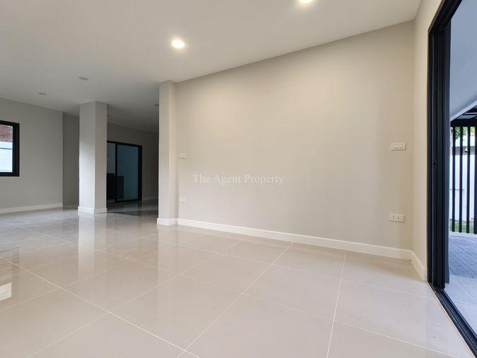 รูป ขายบ้านเดี่ยว รีโนเวทใหม่ทั้งหลัง หลังริม เพอร์เฟค เพลส รามคำแหง 164 เนื้อที่ 67.8 ตร.ว. 4 นอน 3 น้ำ ใกล้ The Paseo และสุวรรณภูมิ โปรฯ ลดทันที 1 ลบ. - รูปที่ 9/62