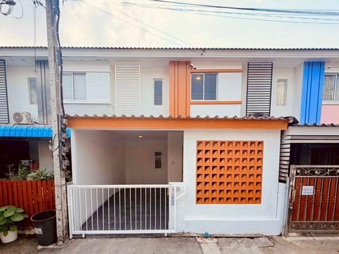 picture 🔥Townhome for Sale at Pruksa 85 – Great Location with Convenient Access, Free Transfer Fee - 1/10