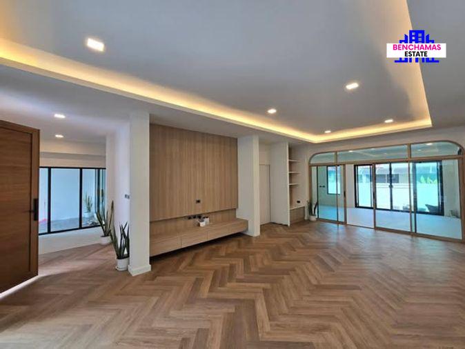 รูป 🔥 ขาย บ้านพร้อมโฮมออฟฟิศแยก เนื้อที่ใหญ่ ✅ หมู่บ้านเมืองเอก 3 | Muang Ake 3 (ใกล้ SRT สถานีหลักหก / สถานากรณ์ ม.รังสิต) - รูปที่ 11/16