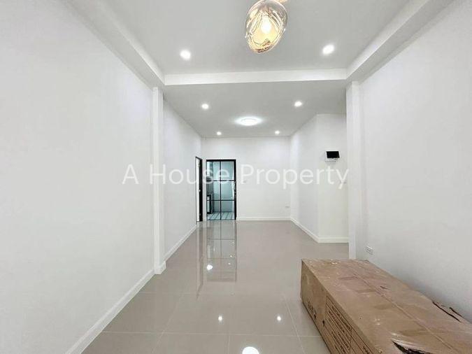 รูป บ้านเดี่ยวโครงการ ลัดดารมย์ ศรีราชา เงียบสงบ เดินทางสะดวก - รูปที่ 2/16