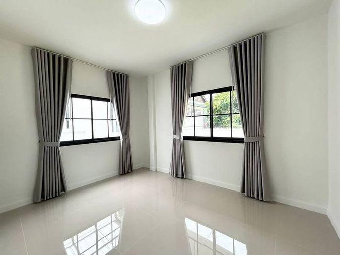รูป บ้านเดี่ยวโครงการ ลัดดารมย์ ศรีราชา เงียบสงบ เดินทางสะดวก - รูปที่ 5/16