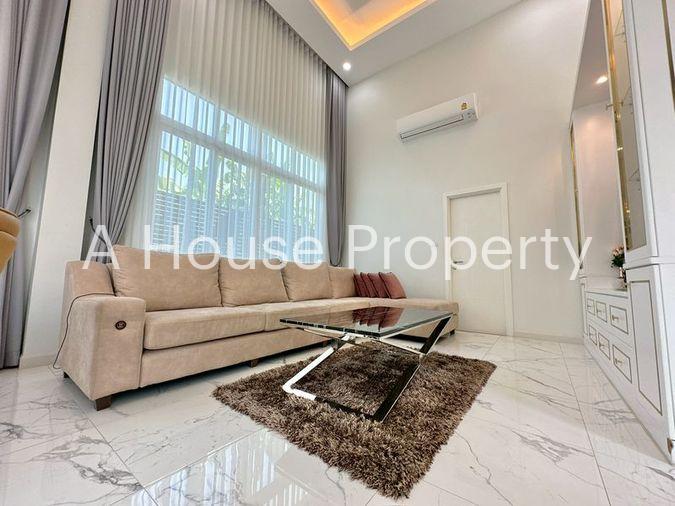 picture Luxury pool villa with a cafe business in Na Jomtien, Sattahip, Chonburi. - 6/19