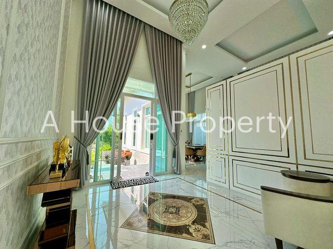 picture Luxury pool villa with a cafe business in Na Jomtien, Sattahip, Chonburi. - 12/19