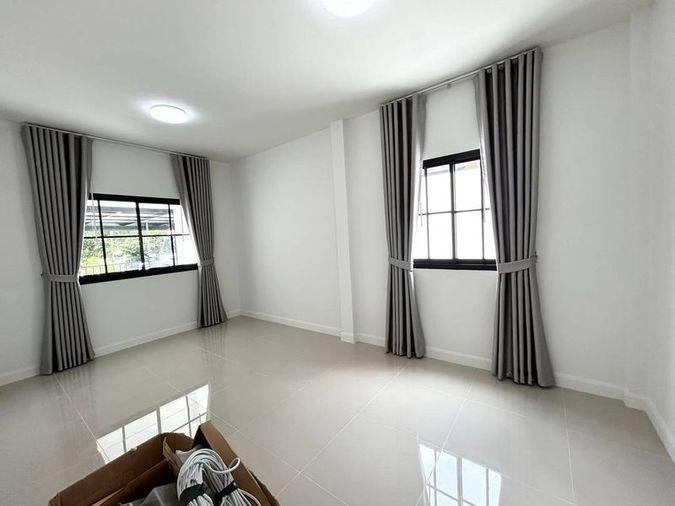 รูป บ้านเดี่ยวโครงการ ลัดดารมย์ ศรีราชา เงียบสงบ เดินทางสะดวก - รูปที่ 9/16