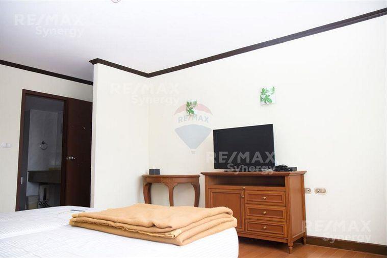 รูป Call : 063-019-9956 Condo Omni Tower Asoke Nana ใกล้ BTS สถานีนานา 65 ตารางเมตร 1 ห้องนอน 1 ห้องครัว ชั้นสูง ตกแต่งครบ - รูปที่ 6/12