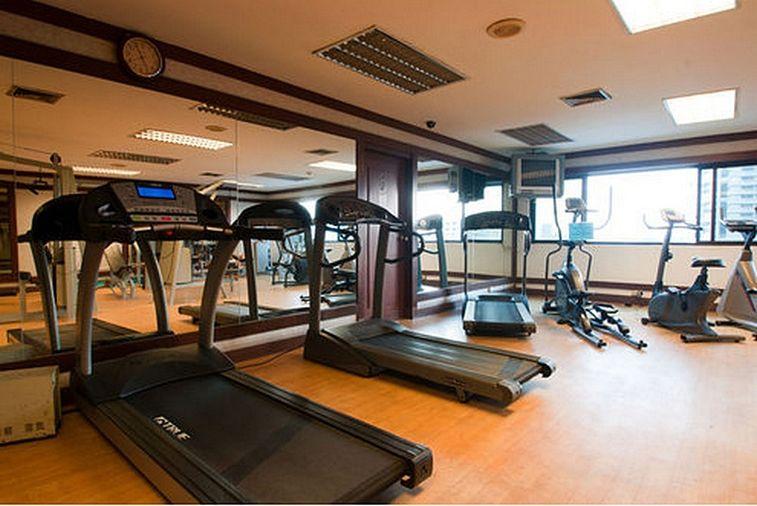รูป Call : 063-019-9956 Condo Omni Tower Asoke Nana ใกล้ BTS สถานีนานา 65 ตารางเมตร 1 ห้องนอน 1 ห้องครัว ชั้นสูง ตกแต่งครบ - รูปที่ 9/12