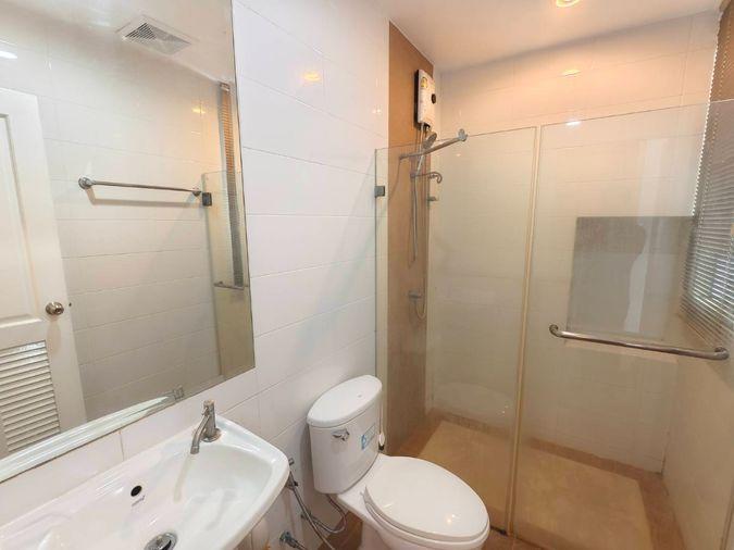 picture 🏙️ Rare large unit near Victory Monument ✨ High floor open view 🚆 Great location, fully furnished & Available Now!! 🛋️💖 - 8/9