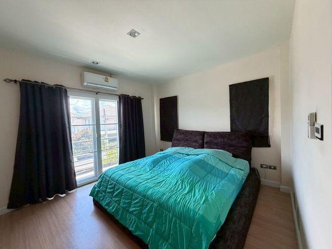 picture Beautiful, well-maintained pre-owned detached house in Magnolia Village, Sriracha, Chonburi. - 7/17