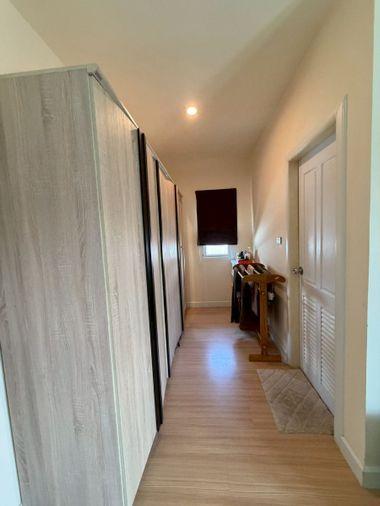 picture Beautiful, well-maintained pre-owned detached house in Magnolia Village, Sriracha, Chonburi. - 9/17