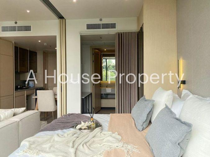 picture Luxury condo for rent at Arome Wongamat Pattaya, with stunning sea views. - 2/8