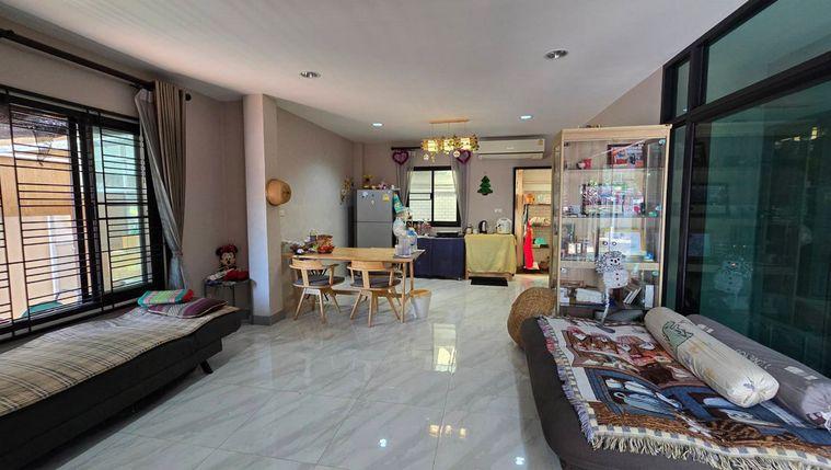 รูป Call : 082-846-1196 ขายบ้านเดี่ยวดอนเมือง ซอยเทิดราชัน 23 แขวงสีกัน เขตดอนเมือง เนื้อที่ 96 ตารางวา 3 ห้องนอน 2 ห้องน้ำ ใกล้สนามบินดอนเมือง - รูปที่ 5/12