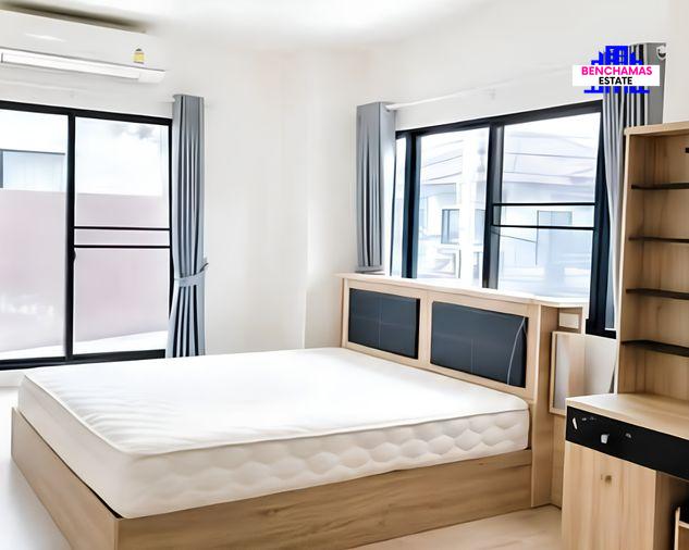 รูป 🔥 ขายบ้านเดี่ยวแถมเฟอร์ฯ พร้อมเข้าอยู่ ใกล้สนามบินสุวรรณภูมิและเมกาบางนา 🔥 Atoll Java Bay Bangna-Kingkaew - เอโทล จาวา เบย์ บางนา-กิ่งแก้ว - รูปที่ 3/5