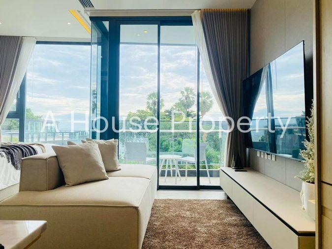 picture Luxury condo for rent at Arome Wongamat Pattaya, with stunning sea views. - 3/8