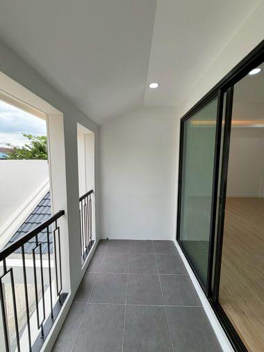 รูป 🔥 ขายบ้านแฝด ตกแต่งพร้อมอยู่ ใกล้สนามบินดอน 🔥 Rattanawalai Village - บ้านรัตนาวลัย  - รูปที่ 23/23