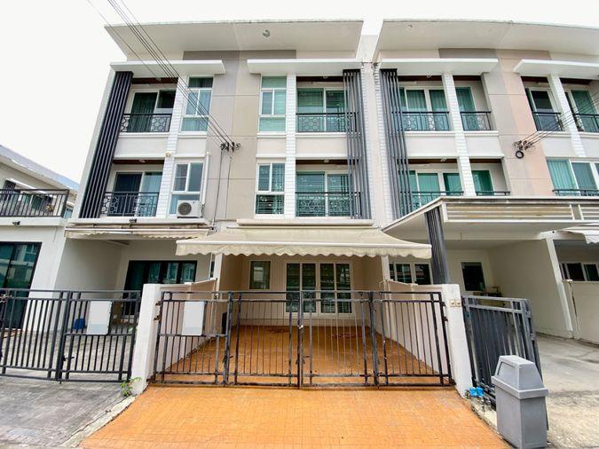 รูป ขายทาวน์โฮม 3 ชั้น บ้านกลางเมือง พระราม 9 – มอเตอร์เวย์ พร้อมเฟอร์นิเจอร์และเครื่องใช้ไฟฟ้า เข้าอยู่ได้ทันที ทำเลศักยภาพ ใกล้ทางด่วนและสนามบิน - รูปที่ 32/32