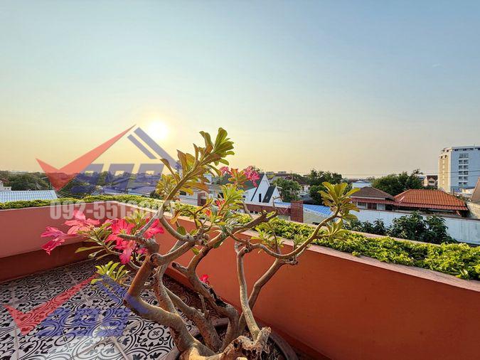 รูป 🏡 ให้เช่าบ้านเดี่ยวหลังใหญ่ 300 ตร.ม. พร้อม Private Rooftop Bar วิว Panorama 360° ลมเย็นสบายทั้งปี REF. 016HSRG - รูปที่ 31/32