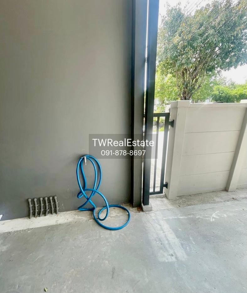 รูป ให้เช่า Townhome 2 ชั้น Pleno Ramintra เฟอร์นิเจอร์ครบ พร้อมเข้าอยู่ ใกล้ Fashion Island และรถไฟฟ้าสายสีชมพู - รูปที่ 28/32