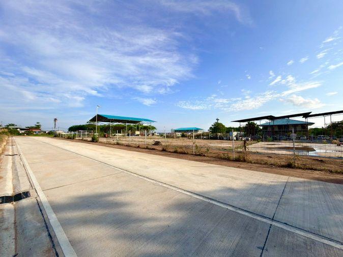 รูป Call : 098-294-4666 ขายที่ดินถนนหลังวัดมาบตาพุด (ซอยลุงอ๋อง ตรงข้ามตลาดนิวนอมอล) เมืองระยอง JAMJUREE BIZ PARK - รูปที่ 11/14