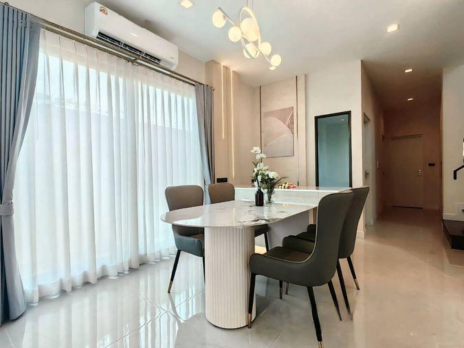 รูป ME2500167 ให้เช่าบ้านเดี่ยว 2 ชั้น  Bangkok Boulevard บางนา-กม.5 ใกล้โรงเรียน ใกล้ Index Living Mall บางนา  - รูปที่ 3/16