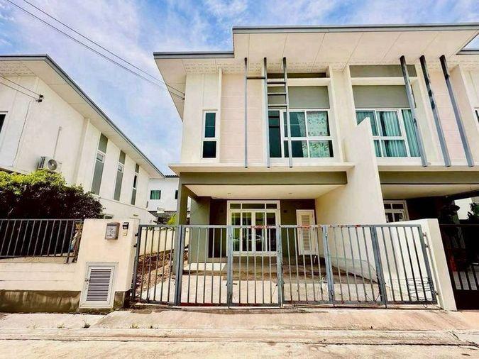 picture Twin house for sale, 2 stories, Pano Village Laem Chabang, Thung Grad, Chonburi. - 1/7