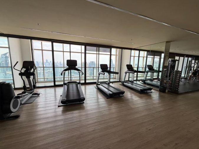 picture Park 24 | Ultra-High Floor 44th Story Luxury 2BR Condo in Phrom Phong 40,000 THB / Month - 12/16