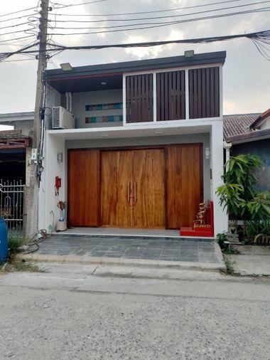 รูป 🔥 บ้านเช่า อ่อนนุช 70/1 หลังติดทางออกหมู่บ้าน ค้าขายได้ 25 ตร.ว. 1 นอน 1 น้ำ เพียง 9,500 บาท ใกล้ BTS ศรีนุช 🔥 - รูปที่ 1/25
