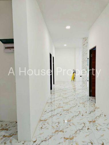 รูป บ้านเดี่ยวพื้นที่กว้าง ทำเลศักยภาพ โรงโป๊ะ บางละมุง เดินทางสะดวก - รูปที่ 9/16