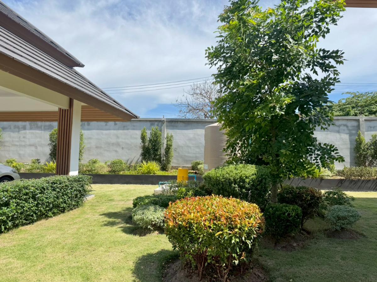 picture 🌿🏡 Luxury Modern Tropical Pool Villa for Sale Spacious private residence with a large garden - 7/42