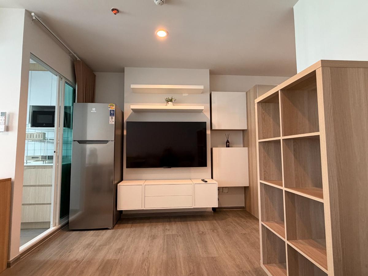 รูป AS2084  ให้เช่าคอนโด Regent Home บางนา ห้องสวย พร้อมเครื่องใช้ไฟฟ้าเฟอร์นิเจอร์ครบ - รูปที่ 3/7
