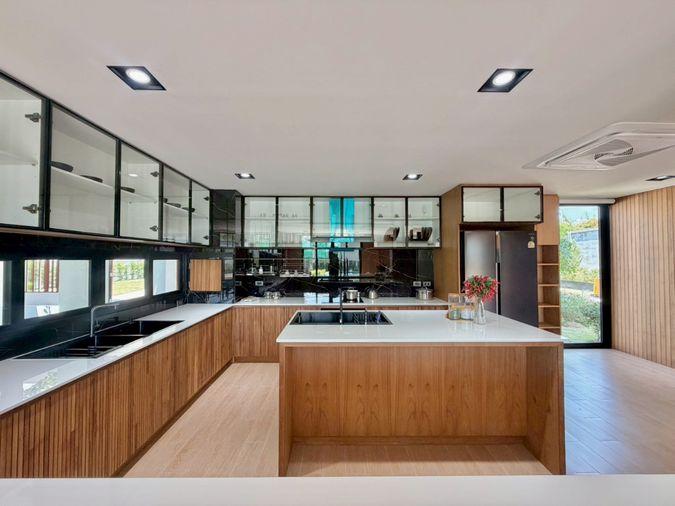 picture 🌿🏡 Luxury Modern Tropical Pool Villa for Sale Spacious private residence with a large garden - 32/42