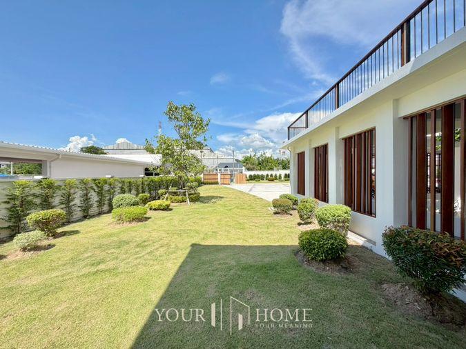 picture 🌿🏡 Luxury Modern Tropical Pool Villa for Sale Spacious private residence with a large garden - 4/42