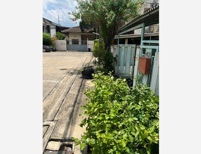 รูป Call : 091-003-9396 ขายบ้านเดี่ยวจตุจักร เลขที่ 101 ซอยพหลโยธิน 19/1 เขตจตุจักร เนื้อที่ 56 ตร.วา 3 ห้องนอน 3 ห้องน้ำ ใกล้เซ็นทรัลลาดพร้าว - รูปที่ 2/7