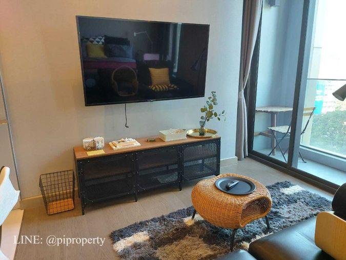 รูป ให้เช่าห้องชุด 1 ห้องนอน ตกแต่งครบครัน ในโครงการ Esse at Shingha Complex ชั้นล่าง เดินทางสะดวกจากอโศก - พระราม 9 และอาคารสำนักงาน Singha Complex  - รูปที่ 3/26