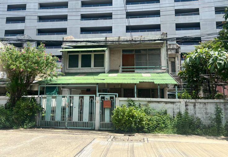 รูป Call : 091-003-9396 ขายบ้านเดี่ยวจตุจักร เลขที่ 101 ซอยพหลโยธิน 19/1 เขตจตุจักร เนื้อที่ 56 ตร.วา 3 ห้องนอน 3 ห้องน้ำ ใกล้เซ็นทรัลลาดพร้าว - รูปที่ 1/7