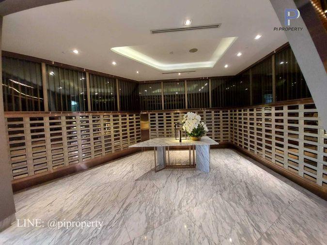 รูป ให้เช่าห้องชุด 1 ห้องนอน ตกแต่งครบครัน ในโครงการ Esse at Shingha Complex ชั้นล่าง เดินทางสะดวกจากอโศก - พระราม 9 และอาคารสำนักงาน Singha Complex  - รูปที่ 13/26