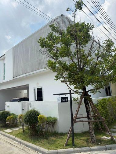 รูป ✅ ขายบ้านเดี่ยวหลังมุม สไตล์โมเดิร์น บิ้วท์อินพร้อมอยู่ ใกล้ทางด่วนจตุโชติ แฟชั่นไอส์แลนด์ ✅ The RUX Ramintra-Chatuchot - เดอะ รักษ์ รามอินทรา-จตุโชติ - รูปที่ 1/15