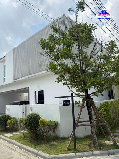 รูป ✅ ขายบ้านเดี่ยวหลังมุม สไตล์โมเดิร์น บิ้วท์อินพร้อมอยู่ ใกล้ทางด่วนจตุโชติ แฟชั่นไอส์แลนด์ ✅ The RUX Ramintra-Chatuchot - เดอะ รักษ์ รามอินทรา-จตุโชติ - รูปที่ 1/15