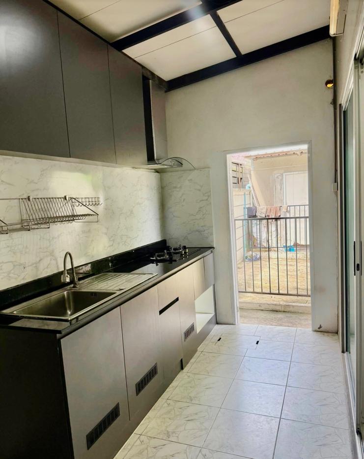 picture Corner Townhome for Sale at Pruksa Ville Ramindra – Phraya Suren Fully Built-in | Extended Kitchen | Move-in Ready | Excellent Location - 9/21
